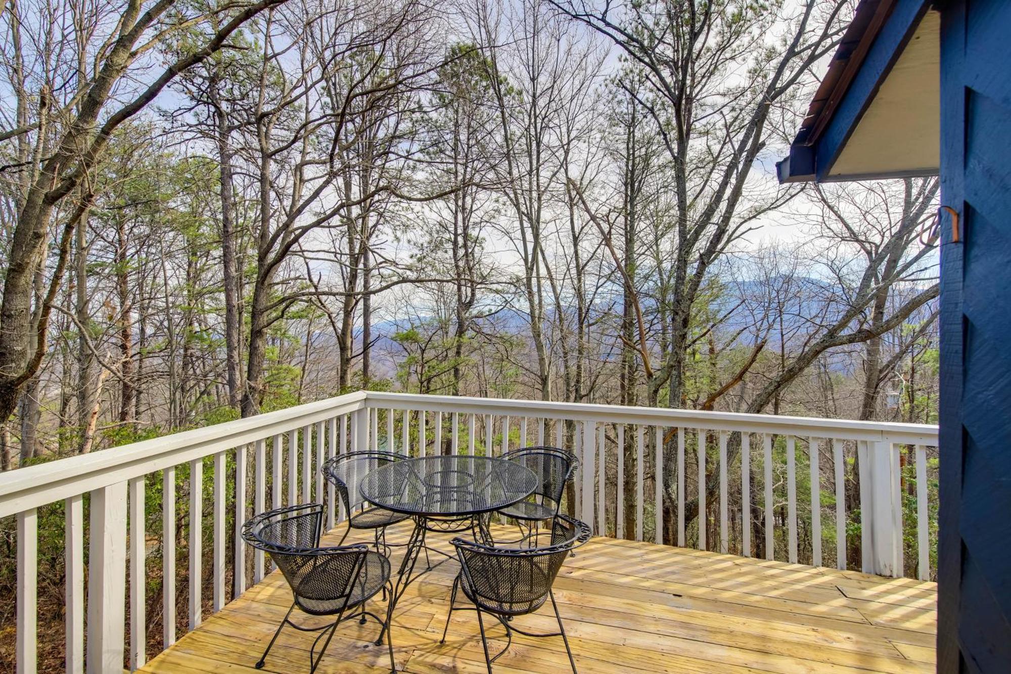 Gatlinburg Mountain Cabin With Hot Tub, Deck And Games Exteriér fotografie