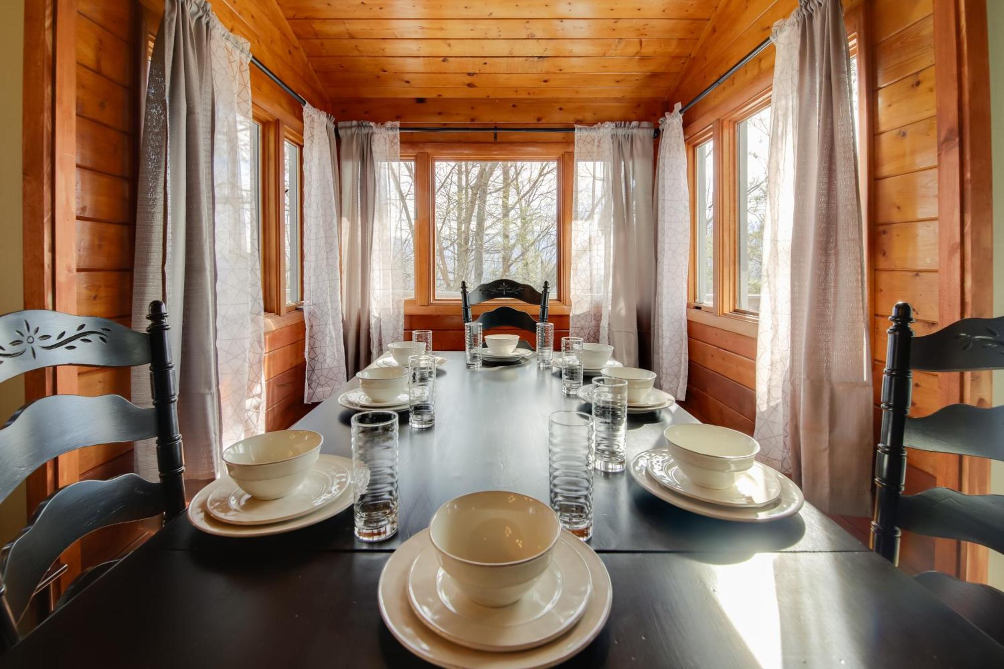 Gatlinburg Mountain Cabin With Hot Tub, Deck And Games Exteriér fotografie